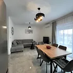 Natali * سبليت