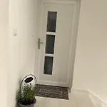 Natali شقة